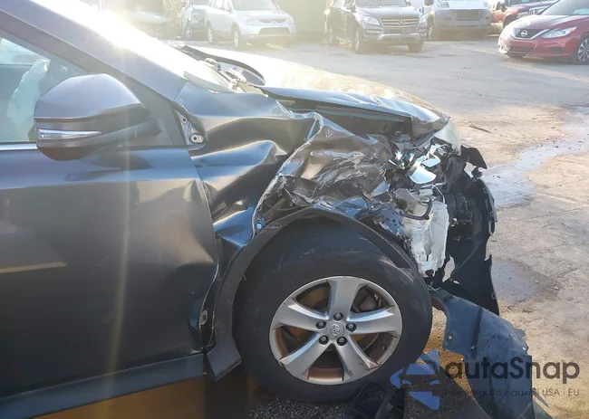 2T3RFREV4EW133538: 44023237