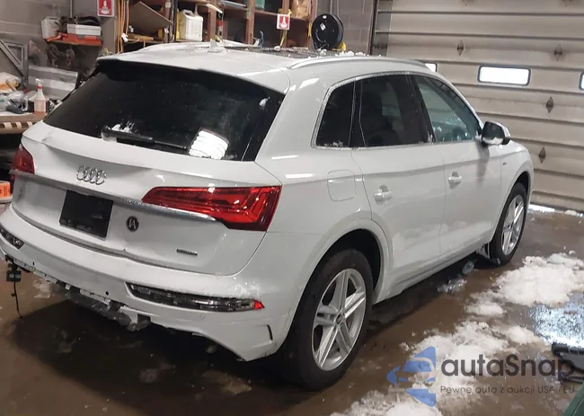 WA1E2AFY8R2145205: 44023264