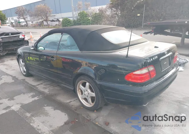 WDBLK70G32T117438: 44023464