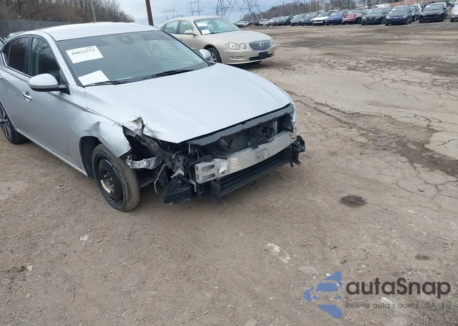 1N4BL4DV6MN373958: 44023532