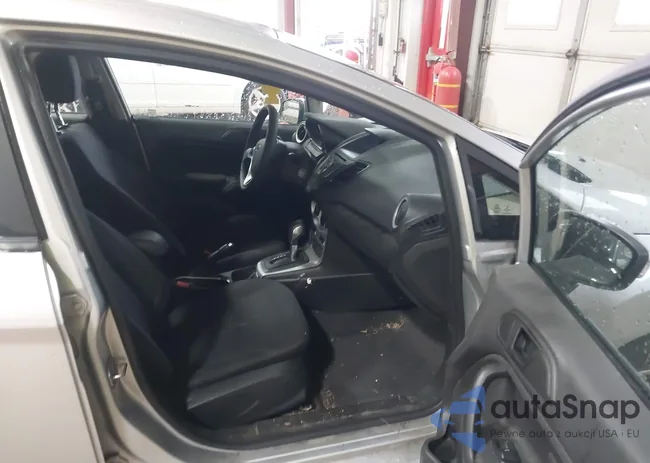 3FADP4BJ0JM129046: 44023535