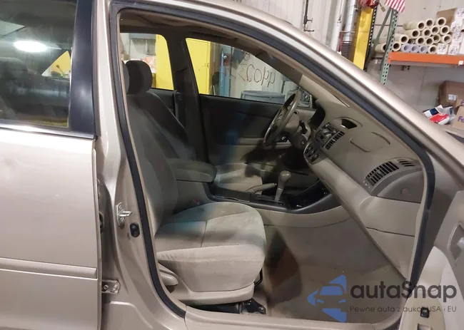 4T1BE32K22U581499: 44023543