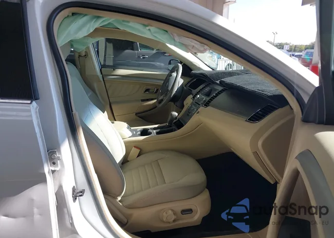 1FAHP2D86GG140149: 44024656