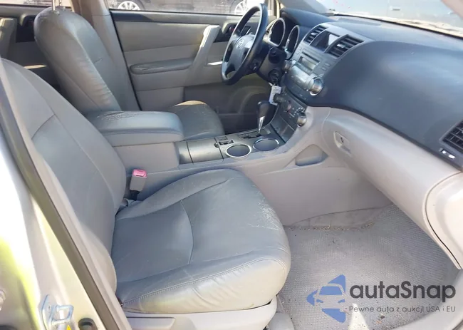 JTEDS41AX82002215: 44024658