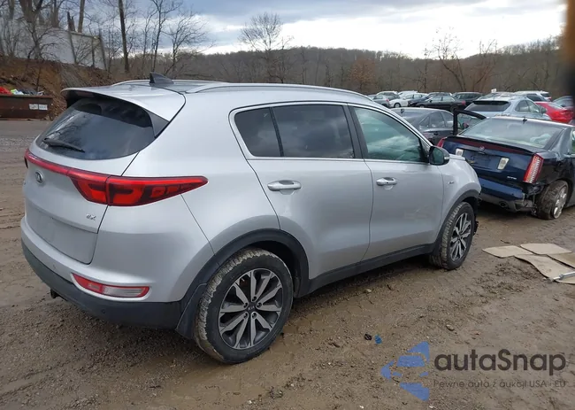 KNDPNCAC6H7228372: 44024663