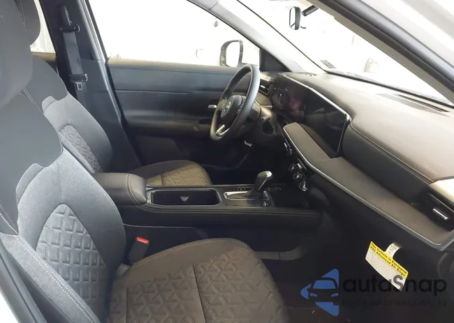 3N8AP6CB0SL407990: 44024675