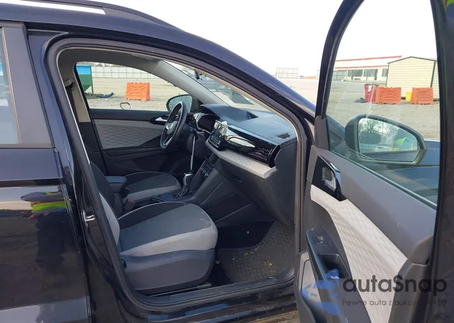 3VVDX7B2XNM051371: 44024885