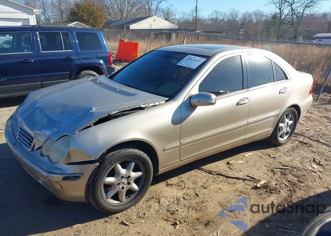 WDBRF61J62F199005: 44024916