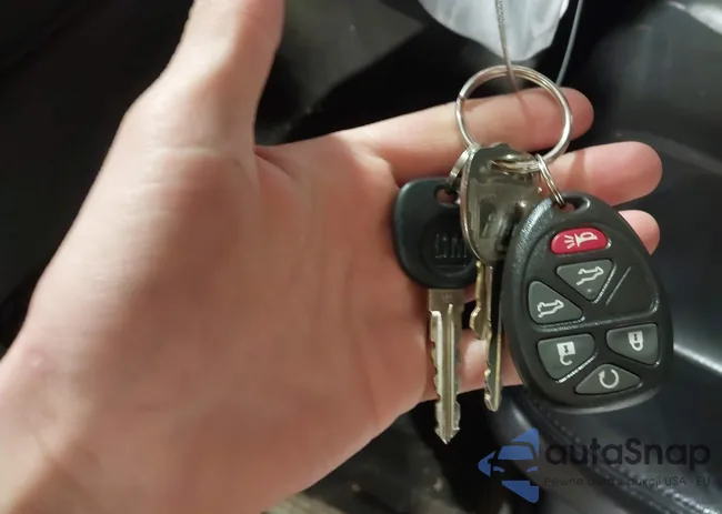 1GNFK16318J246838: 44024931