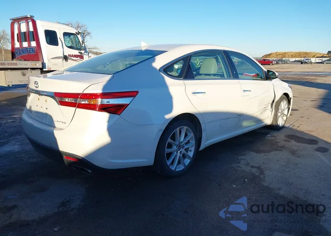 4T1BK1EB8FU152818: 44024935