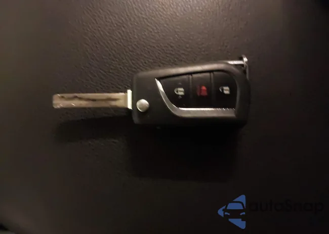 JTMF1RFV9KD009063: 44024936