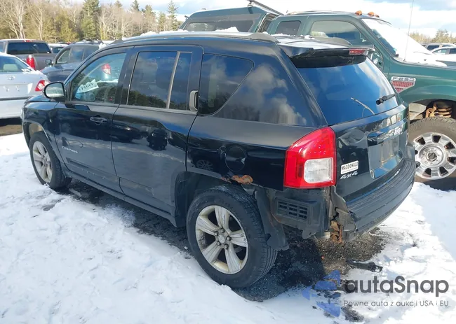 1C4NJDBB3CD553165: 44024940