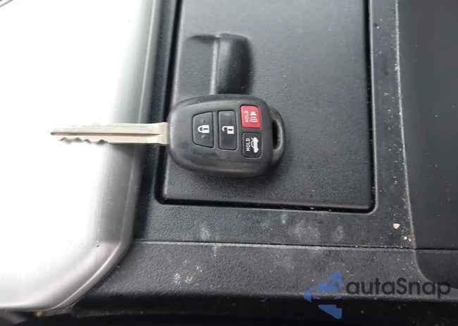 4T1BF1FK5DU682597: 44024946