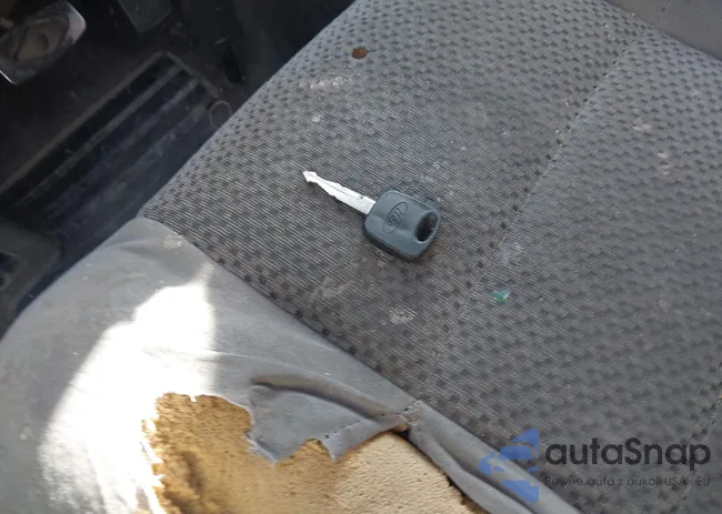 1FTRX17W22NB07026: 44024947