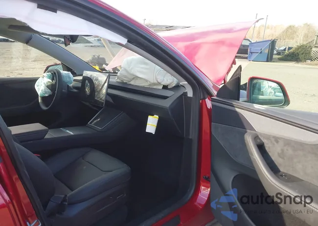 7SAYGDEE7TF359512: 44025051