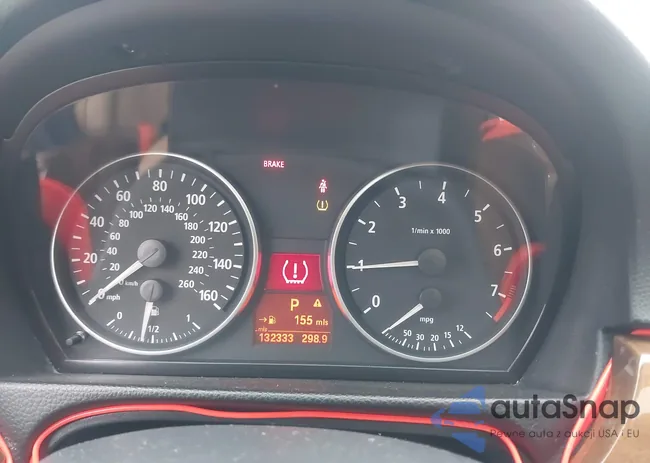 WBAVD135X6KV09563: 44025114