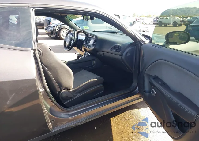 2C3CDZAG2GH193604: 44025214