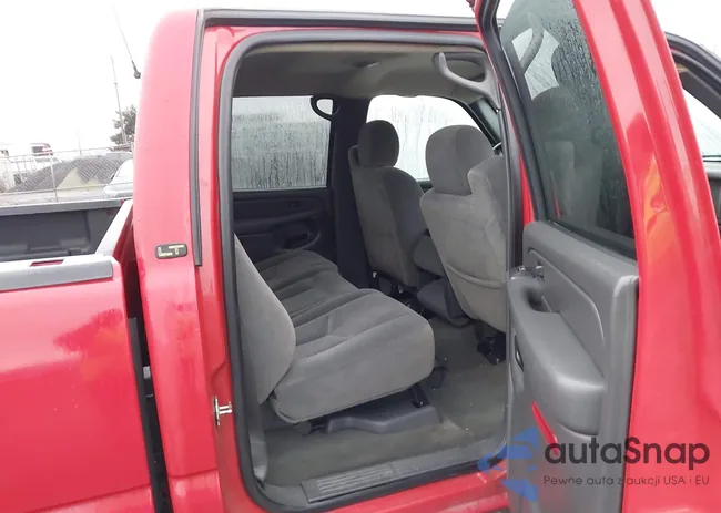 2GCEK13T661139493: 44024313