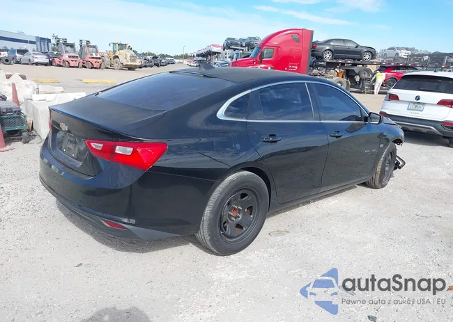 1G1ZB5ST4JF111924: 44024316