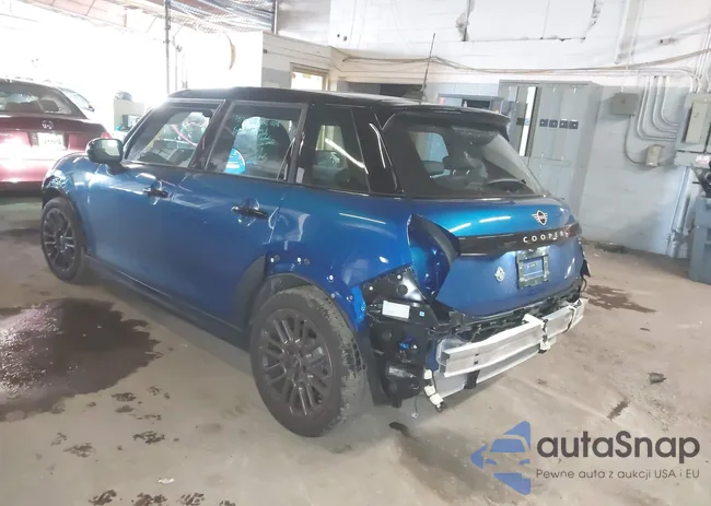 WMW53GD02S2W62702: 44024332