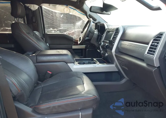 1FT7W2BT7HEE17517: 44024379