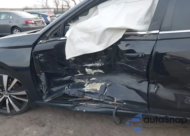 1N4BL4CWXKN320249: 44024532