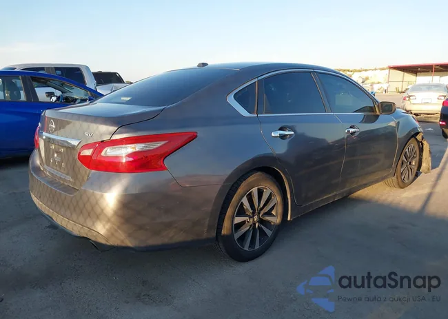 1N4AL3AP1JC198201: 44024546