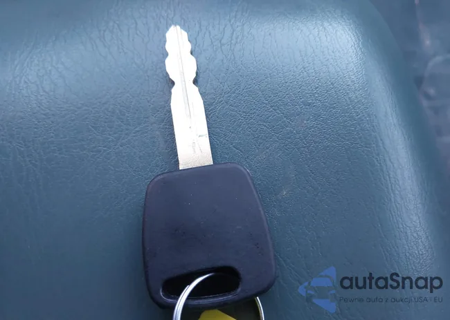 1FALP53S4VA174888: 44024617