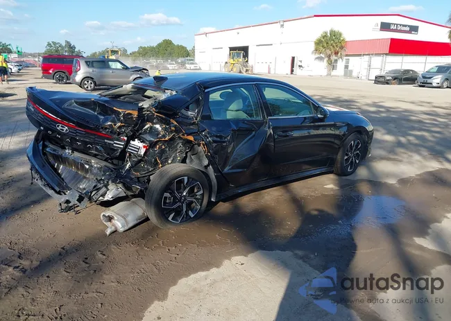 KMHL64JA6SA450223: 44025669