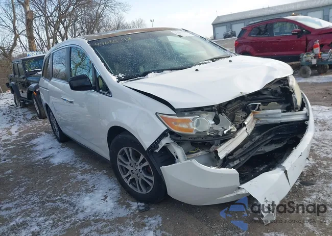 5FNRL5H61CB008828: 44025718