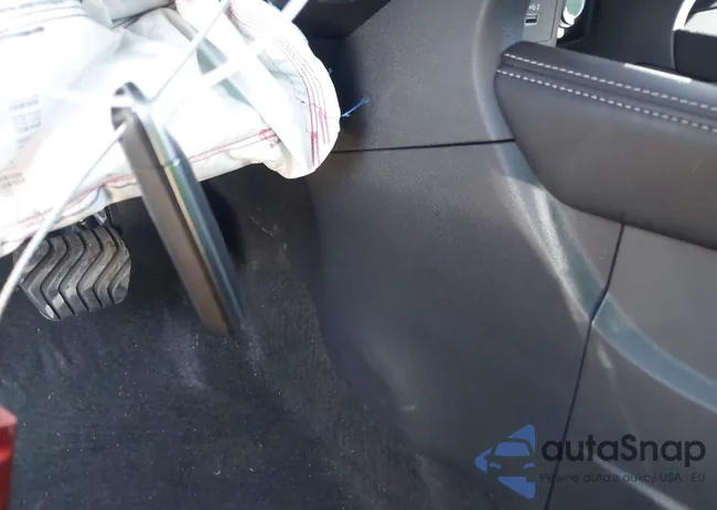 3N1CP5CV0RL490911: 44025763