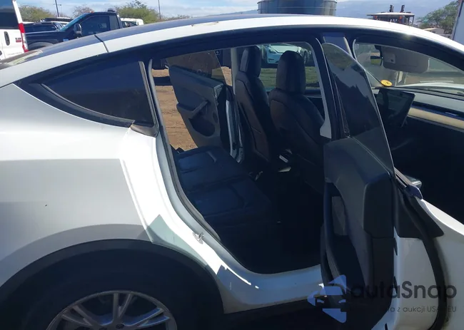 7SAYGAEE8NF540779: 44025809