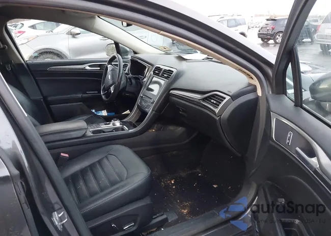 3FA6P0LU0HR288012: 44025923