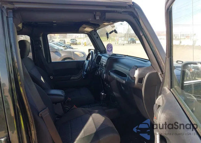 1J4BA3H17BL539408: 44025927