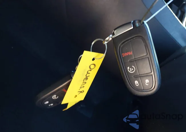 1C4PJLLB2MD135067: 44026045