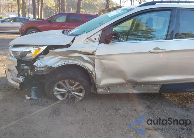 1FMCU0GD0JUB08005: 44026108