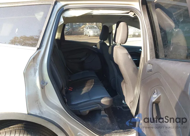 1FMCU0GD0JUB08005: 44026108