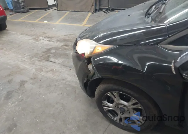 3FADP4BJ7FM148121: 44026148