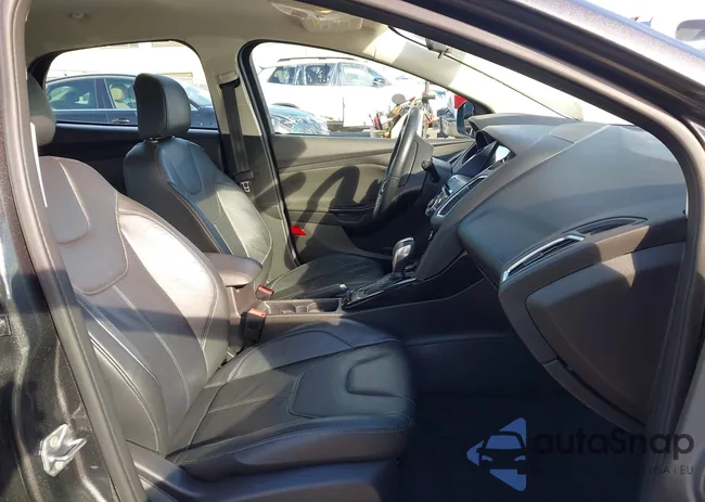 1FADP3N22GL254672: 44026234