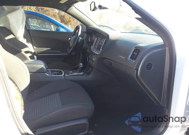 2C3CDXHG1NH145132: 44025373