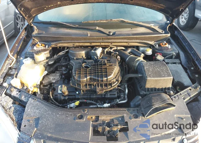 1C3BC2FG8BN570113: 44025397