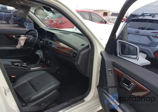 WDCGG8HB3BF621189: 44025403