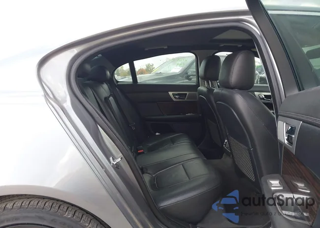 SAJWA0ES8DPS97132: 44025407