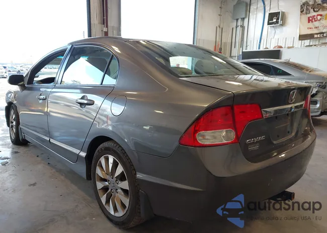 2HGFA1F89AH528483: 44025448