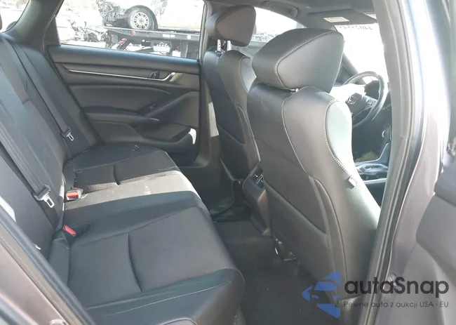 1HGCV2F33KA013772: 44025543