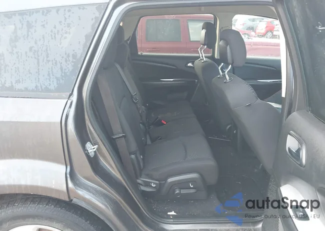 3C4PDCAB2HT637796: 44025630