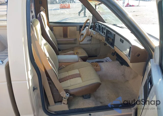 1GCCS14B3C2164294: 44026667