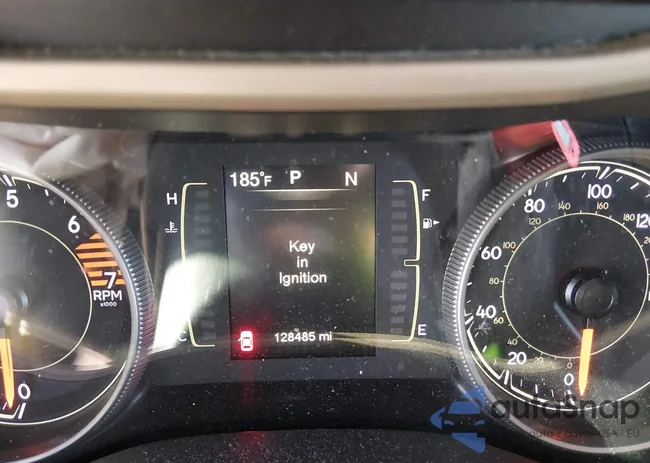 1C4PJLCB9HD221921: 44026777