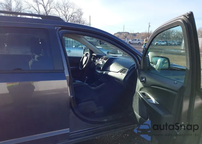 3C4PDCAB6LT220593: 44026823