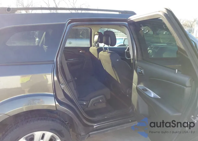 3C4PDCAB6LT220593: 44026823